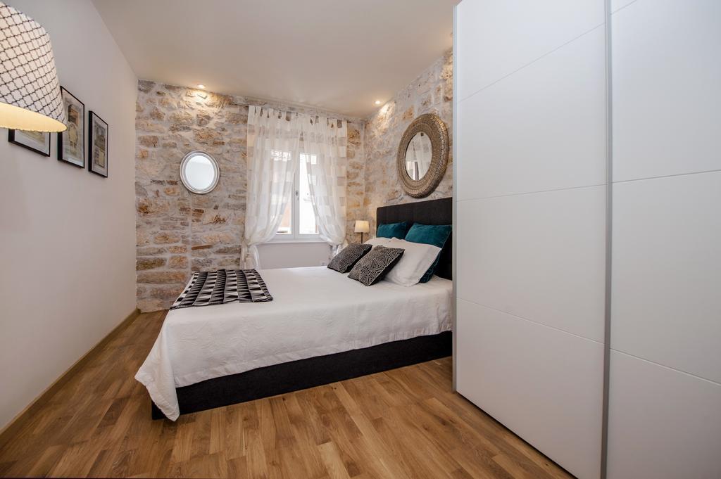 Carera Deluxe Rovinj Apartment Luaran gambar