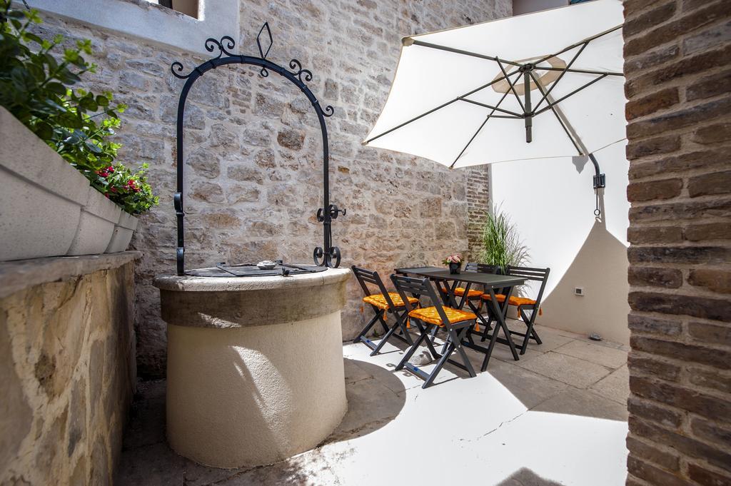 Carera Deluxe Rovinj Apartment Luaran gambar